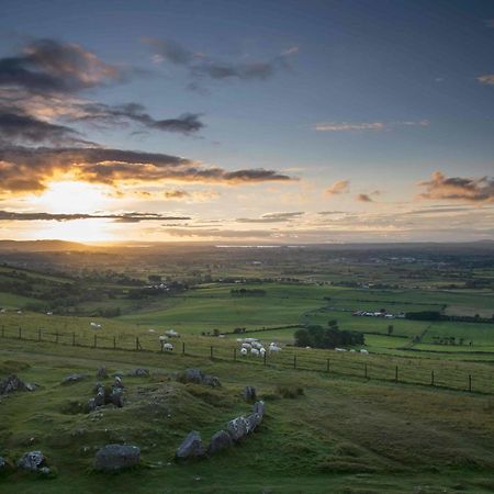 Loughcrew Megalithic Hostel Millbrook Extérieur photo