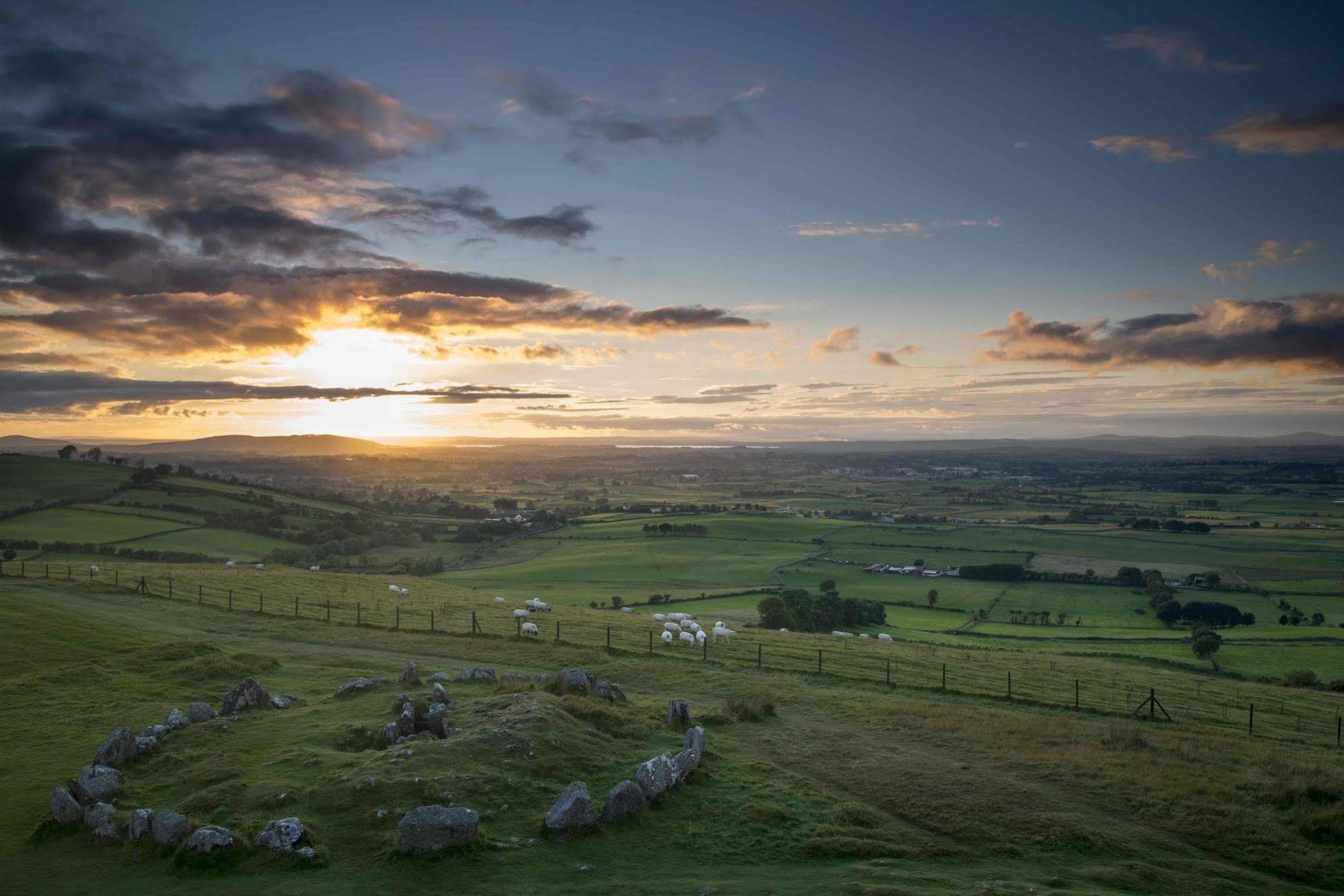 Loughcrew Megalithic Hostel Millbrook Extérieur photo